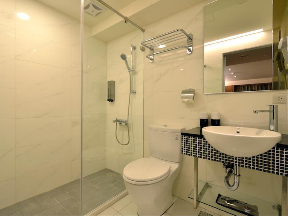 Hotel 欣欣時尚旅店松山站 Taipei Esterno foto